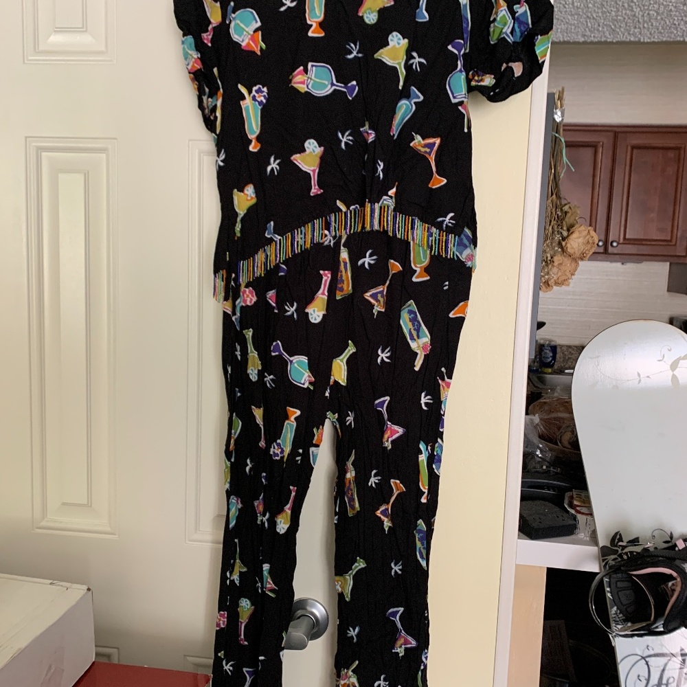 New crop top and cropped pant set